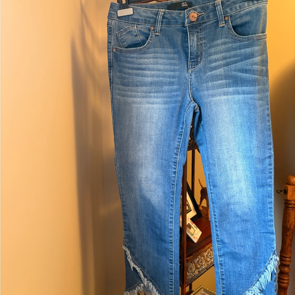 1822 Denim Capri Jeans